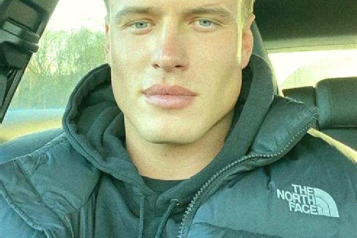 Quinn, 33, a black blue-eyed slavic companion based in Bentwisch. Offering Deep French Kissing, Girlfriend Experience, Travel Companion. Available for incall...