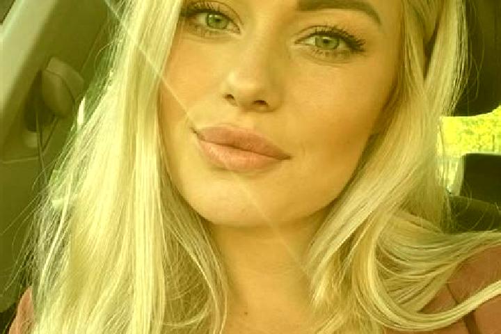 Quinn, 33, a blonde hazel-eyed ebony companion based in Frederickton. Offering Massage, Fetish, Duos, 69, BDSM. Available for incall and outcall, day and eve...