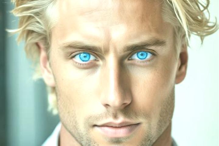 Quinn, 33, a dark blonde amber-eyed european companion based in Hofstetten. Offering Dinner Date, Erotic Massage, Prostate Massage, 69. Available for incall ...