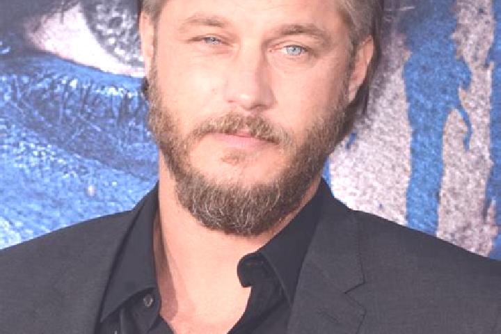 Quinn, 33, a dark blonde blue-eyed caucasian companion based in Pezou. Offering OWO, Erotic Massage. Available for incall and outcall, overnight bookings ava...