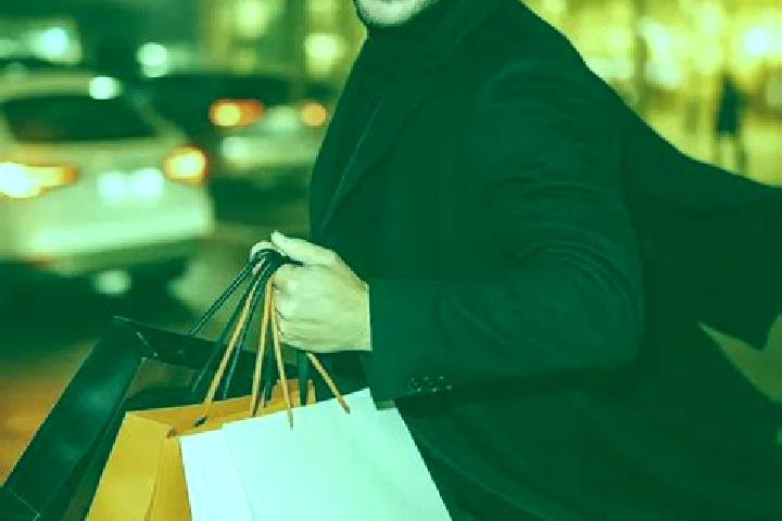 Quinn, 33 — Escort in Lazarev, Russia