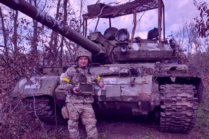 Quinn, 33 — Escort in Yehorivka, Ukraine