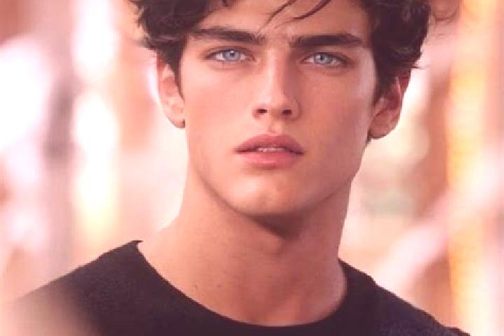 Quinn, 34, a auburn blue-eyed mediterranean companion based in Shcheglovo. Offering Couples, Roleplay, Prostate Massage, Massage. Available for incall and ou...