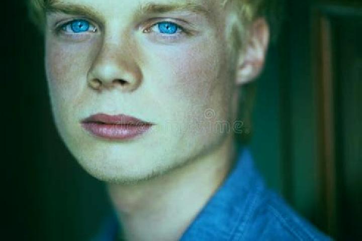 Quinn, 34, a blonde blue-eyed caucasian companion based in Yronde. Offering Massage, Overnight, Fetish. Available for incall and outcall, overnight bookings ...