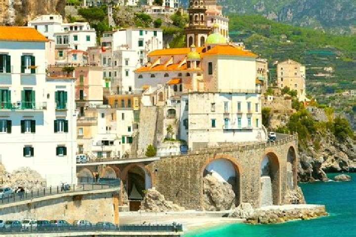 Quinn, 34 — Escort in Trovo, Italy