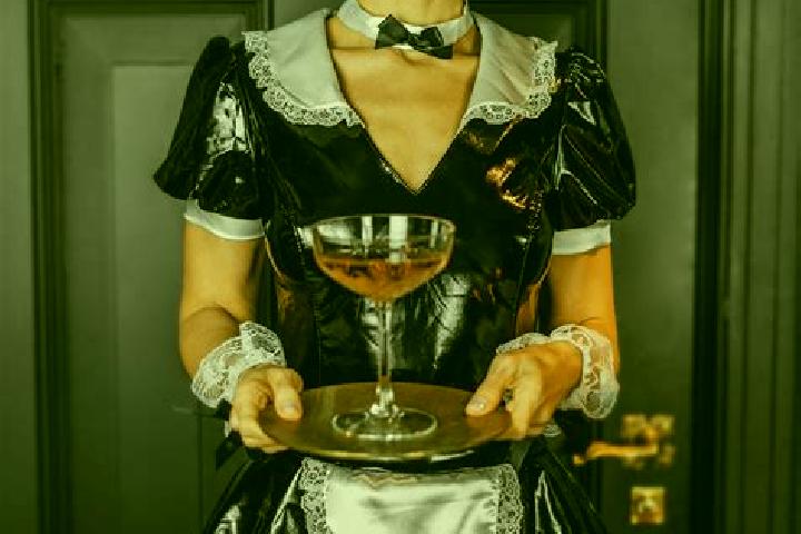 Quinn, 35, a dark blonde dark-eyed caucasian companion based in Jarrol. Offering GFE, Roleplay, Domination. Available for incall and outcall, overnight booki...