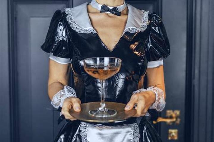 Quinn, 35, a red grey-eyed caucasian companion based in Nuanchitang. Offering GFE, Fetish, BDSM, A-Level. Available for incall and outcall, overnight booking...