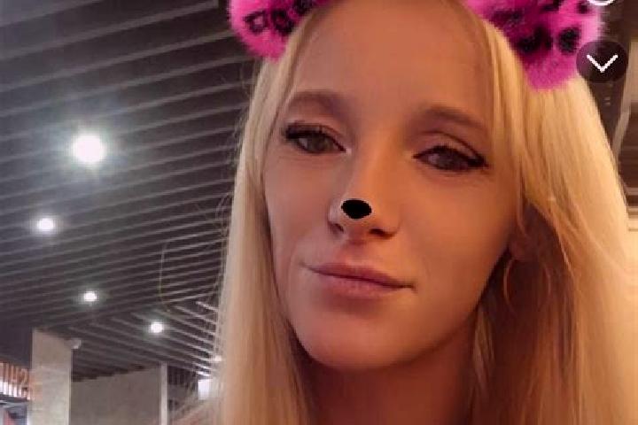 Quinn, 35 — Escort in Bours, France
