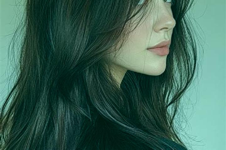 Quinn, 36, a auburn brown-eyed latina companion based in Eckeroe. Offering Massage, Erotic Massage, Striptease. Available for incall and outcall, overnight b...
