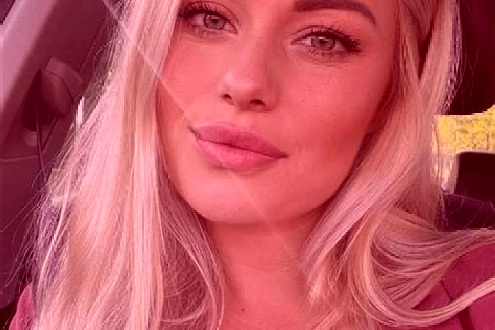 Quinn, 36, a blonde hazel-eyed mixed companion based in Wiehe. Offering BDSM, Massage, CIM. Available for incall and outcall, day and evening dates.