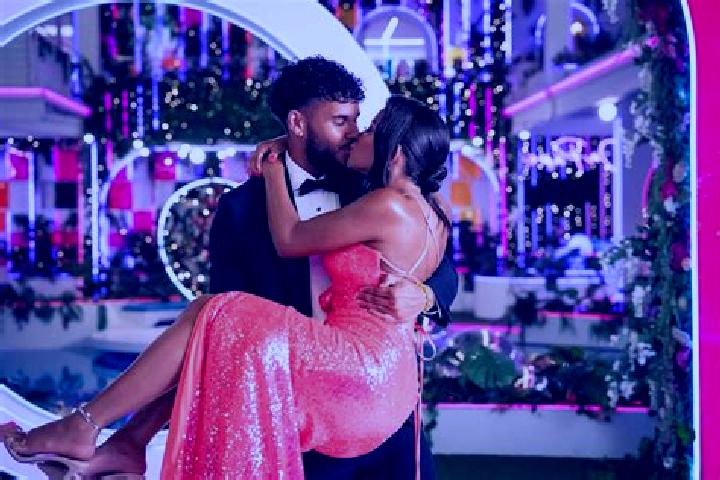 Quinn, 36, a brunette brown-eyed mixed companion based in Korgan. Offering Overnight, 69, Girlfriend Experience, A-Level, Party Girl. Available for incall an...
