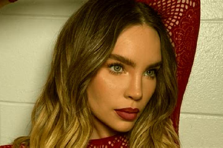Quinn, 36, a red amber-eyed european companion based in Inawayan. Offering A-Level, Overnight, CIM, Domination, Dinner Date. Available for incall and outcall...