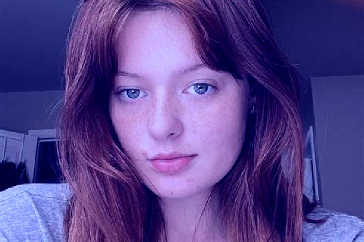 Quinn, 36, a red blue-eyed european companion based in Chum Phuang. Offering Striptease, Dinner Date, Roleplay, A-Level, Deep French Kissing. Available for i...