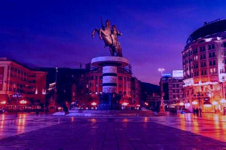 Quinn, 36 — Escort in Kanatlarci, North Macedonia