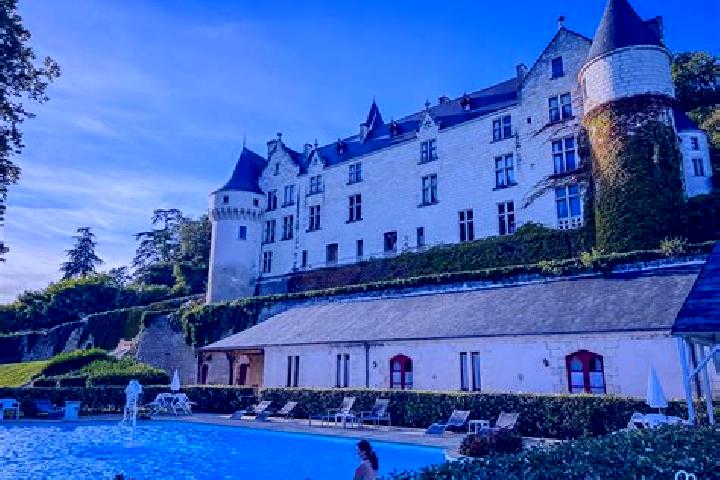 Quinn, 36 — Escort in Montrichard, France