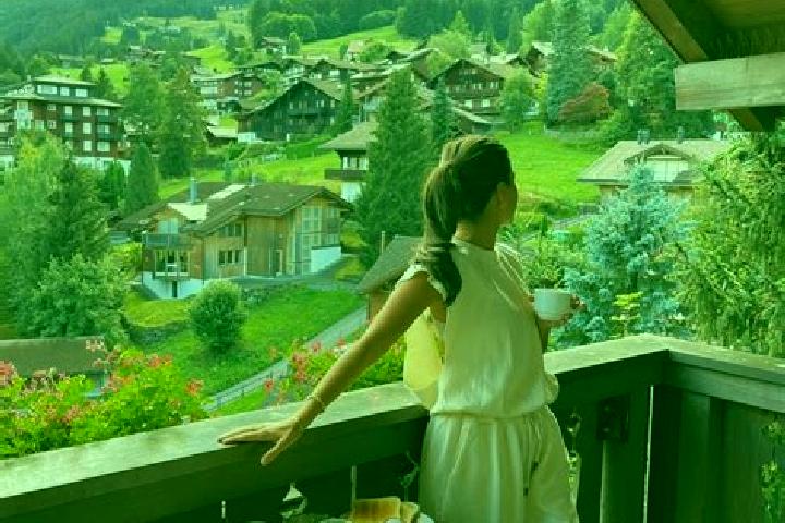 Quinn, 36 — Escort in Nunningen, Switzerland