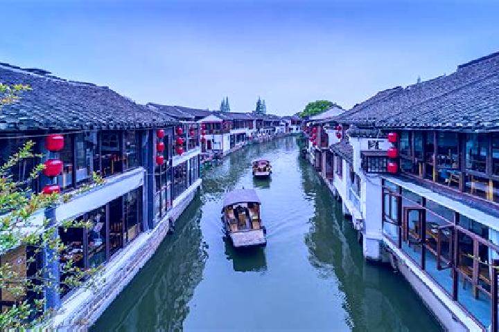 Quinn, 36 — Escort in Shiyuan, China