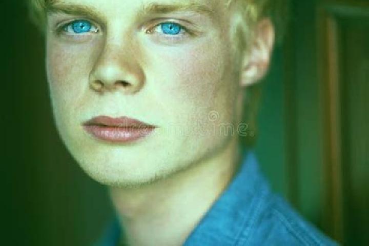 Quinn, 37, a blonde blue-eyed ebony companion based in Ryan. Offering Girlfriend Experience, Dinner Date. Available for incall and outcall, overnight booking...
