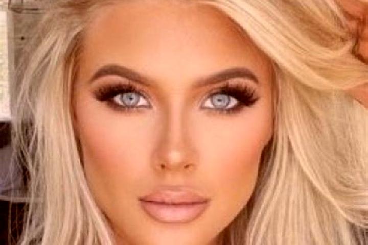 Quinn, 37, a platinum blonde amber-eyed indian companion based in Dollrottfeld. Offering OWO, Couples. Available for incall and outcall, overnight bookings a...