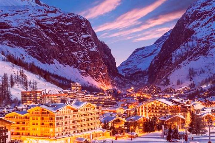 Quinn, 38 — Escort in Val-d Isere, France