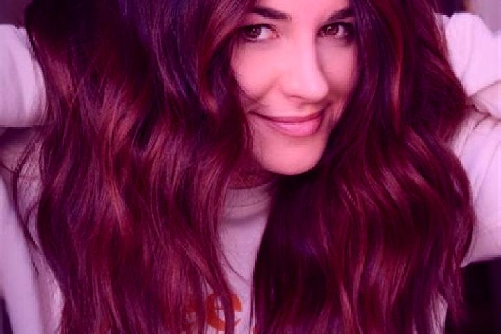 Quinn, 39, a auburn dark-eyed caucasian companion based in Karojba. Offering Girlfriend Experience, GFE, A-Level, Dinner Date. Available for incall and outca...