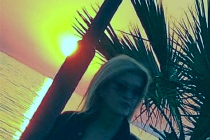 Quinn, 39 — Escort in Meral, France