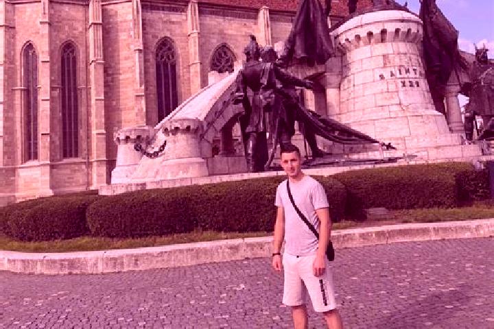 Quinn, 39 — Escort in Trusesti, Romania
