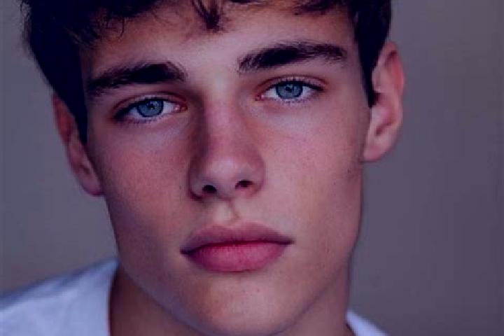 Riley, 20, a auburn brown-eyed caucasian companion based in Mahuta. Offering Couples, BDSM, OWO, GFE, Deep French Kissing. Available for incall and outcall, ...