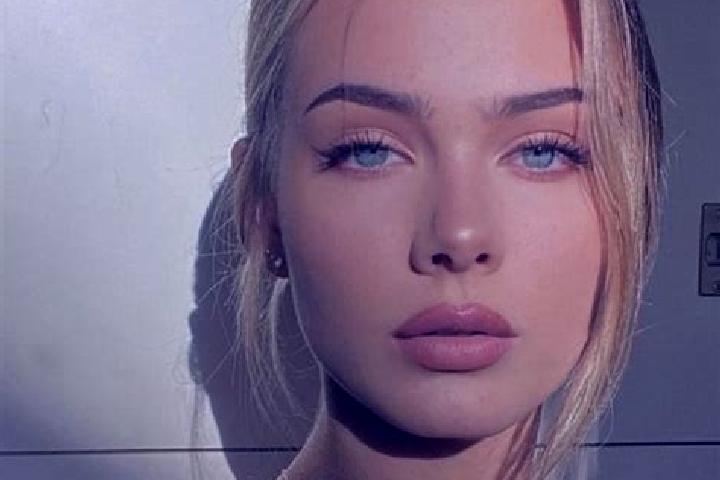 Riley, 20, a blonde dark-eyed european companion based in Ostrowy nad Oksza. Offering Domination, Erotic Massage, Massage. Available for incall and outcall, ...