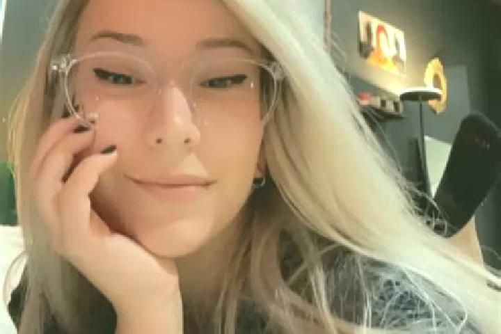 Riley, 20, a blonde green-eyed caribbean companion based in Aulnay-sur-Mauldre. Offering Duos, Couples, BDSM, Travel Companion. Available for incall and outc...