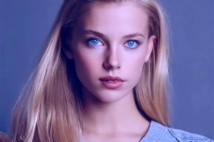 Riley, 20, a blonde grey-eyed mixed companion based in Saint-Vincent. Offering Prostate Massage, Massage, Couples. Available for incall and outcall, overnigh...