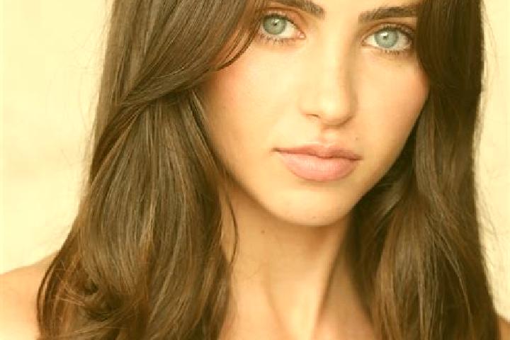 Riley, 20, a brunette brown-eyed latina companion based in Alvalade. Offering Domination, Duos, Tantra, Erotic Massage, Massage. Available for incall and out...