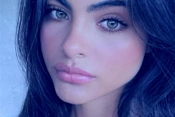 Riley, 20, a brunette dark-eyed middle eastern companion based in Fendou. Offering Overnight, Duos, CIM. Available for incall and outcall, overnight bookings...