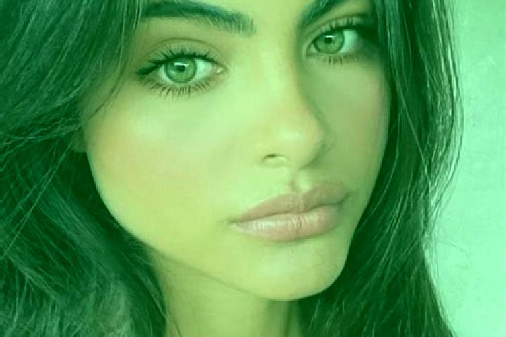 Riley, 20, a brunette green-eyed mixed companion based in Udaipur. Offering BDSM, OWO, Dinner Date. Available for incall and outcall, overnight bookings avai...
