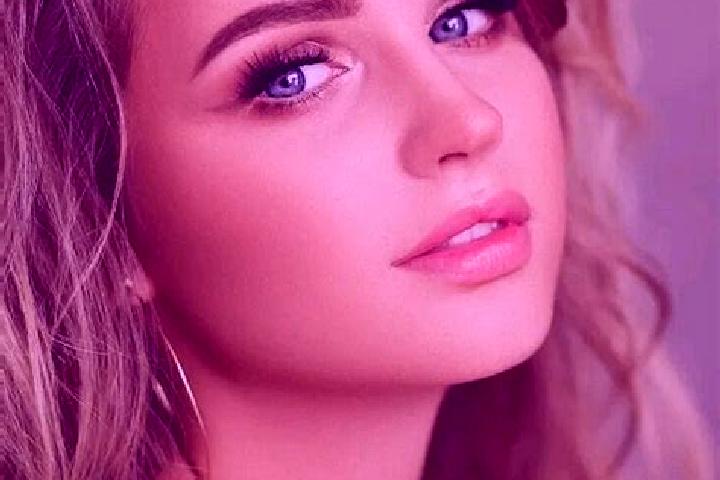 Riley, 20, a dark blonde blue-eyed middle eastern companion based in Alcains. Offering A-Level, Striptease, Tantra, CIM. Available for incall and outcall, ov...