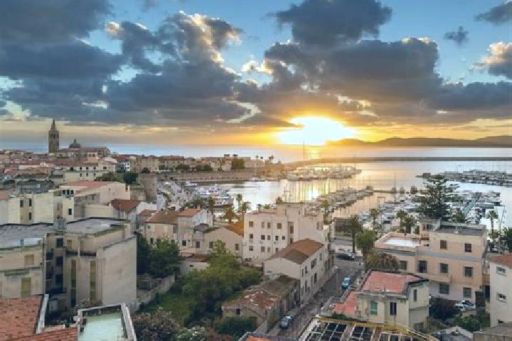 Riley, 20 — Escort in Alghero, Italy
