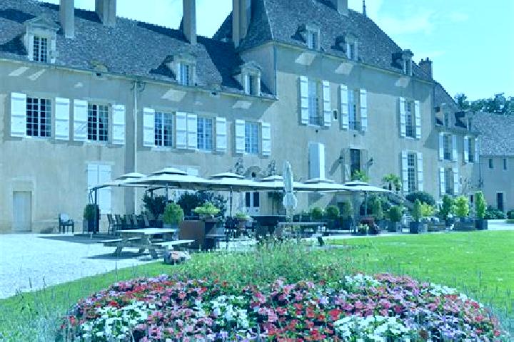 Riley, 20 — Escort in Chablis, France