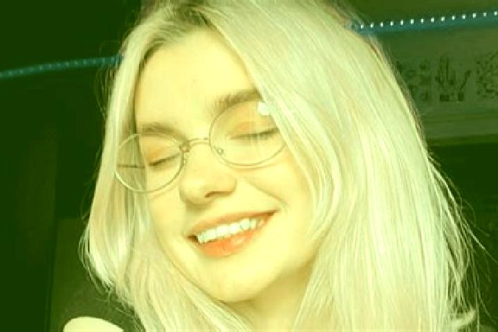 Riley, 20 — Escort in Chernukha, Russia