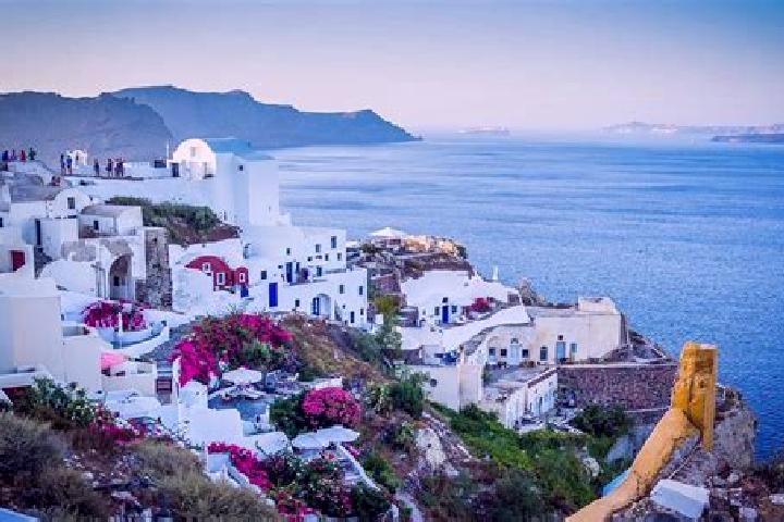 Riley, 20 — Escort in Vounoplagia, Greece