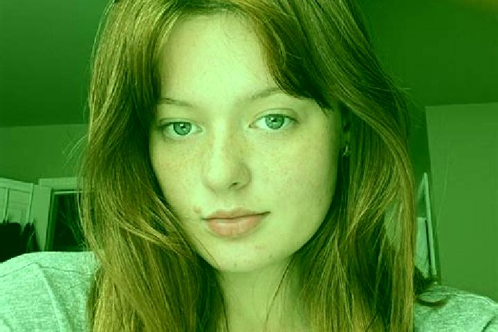 Riley, 21, a auburn brown-eyed caucasian companion based in Uruburetama. Offering OWO, Prostate Massage, Erotic Massage. Available for incall and outcall, da...
