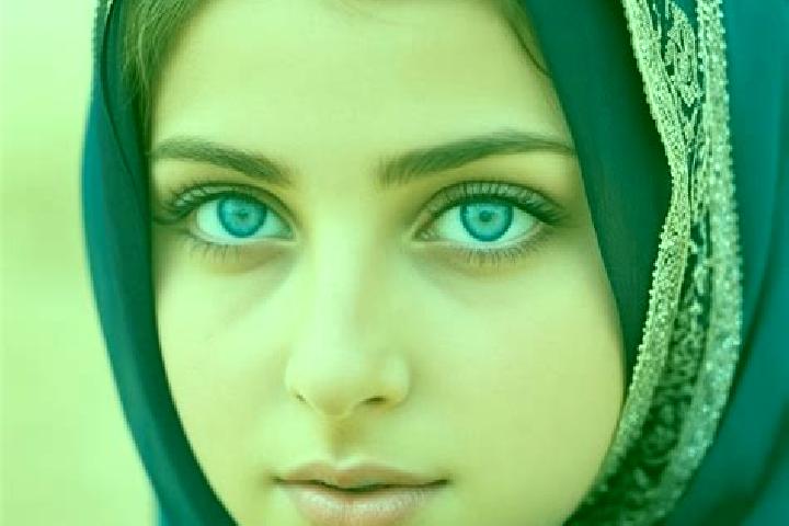 Riley, 21, a dark blonde blue-eyed middle eastern companion based in Spay. Offering Overnight, Travel Companion, Girlfriend Experience, GFE, Couples. Availab...