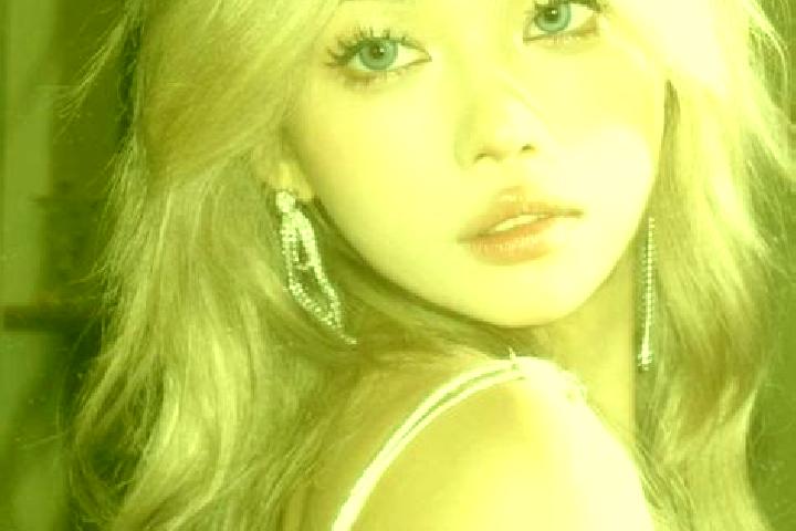 Riley, 21, a platinum blonde amber-eyed asian companion based in Hovmantorp. Offering Roleplay, BDSM, Dinner Date. Available for incall and outcall, overnigh...