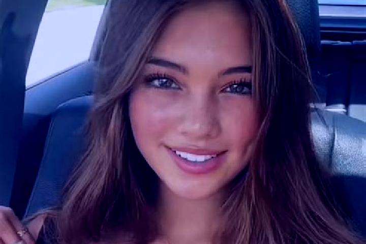 Riley, 22, a dark blonde brown-eyed european companion based in Tootgarook. Offering Duos, OWO, CIM, Deep French Kissing. Available for incall and outcall, d...
