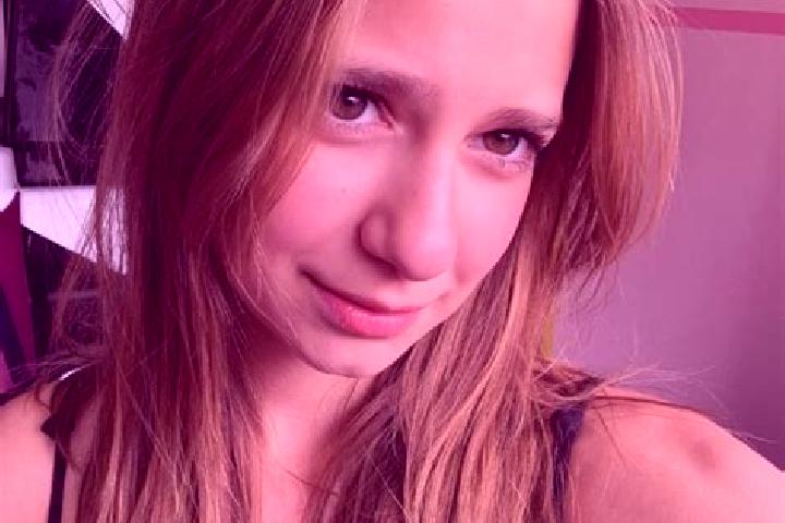 Riley, 22 — Escort in College Place, United States