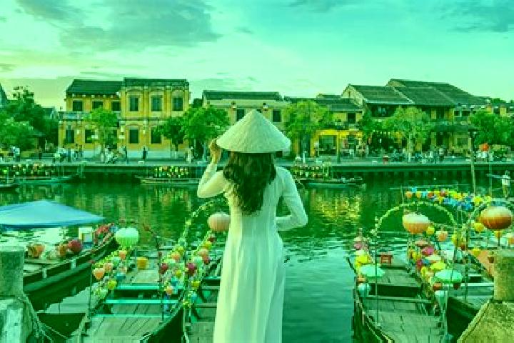 Riley, 22 — Escort in Di An, Vietnam