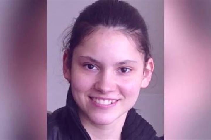 Riley, 22 — Escort in Emseloh, Germany