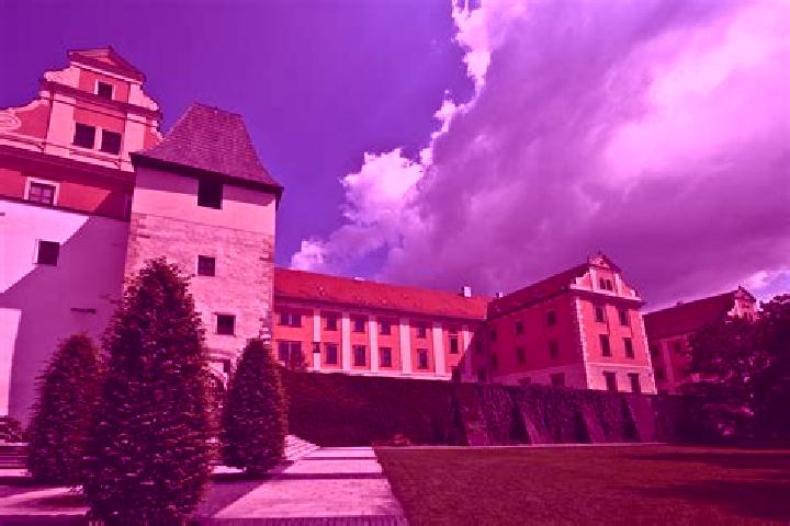Riley, 22 — Escort in Klimkovice, Czech Republic