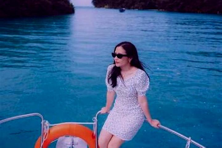 Riley, 22 — Escort in Salaya, India