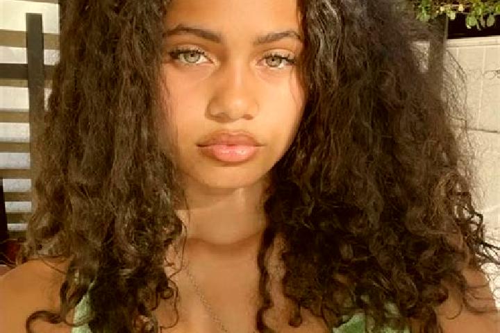 Riley, 23, a black green-eyed mixed companion based in Sanandaj. Offering Duos, Massage, Erotic Massage. Available for incall and outcall, overnight bookings...