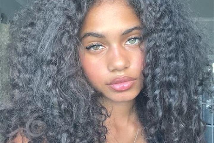 Riley, 23, a black grey-eyed ebony companion based in Valea Plopilor. Offering Striptease, Duos. Available for incall and outcall, overnight bookings available.